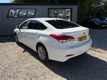 Used Hyundai i40 2017 for sale - 79518325: Photo