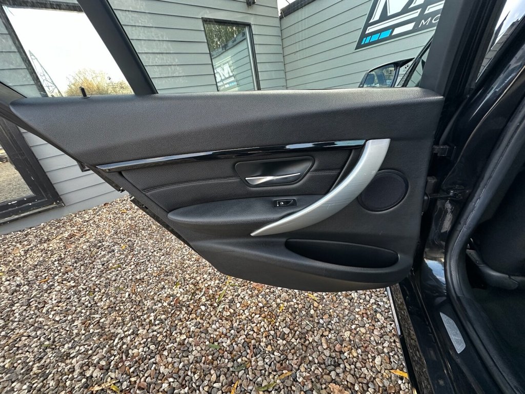 Used BMW 3 Series 2015 for sale - 76740262: Photo 16