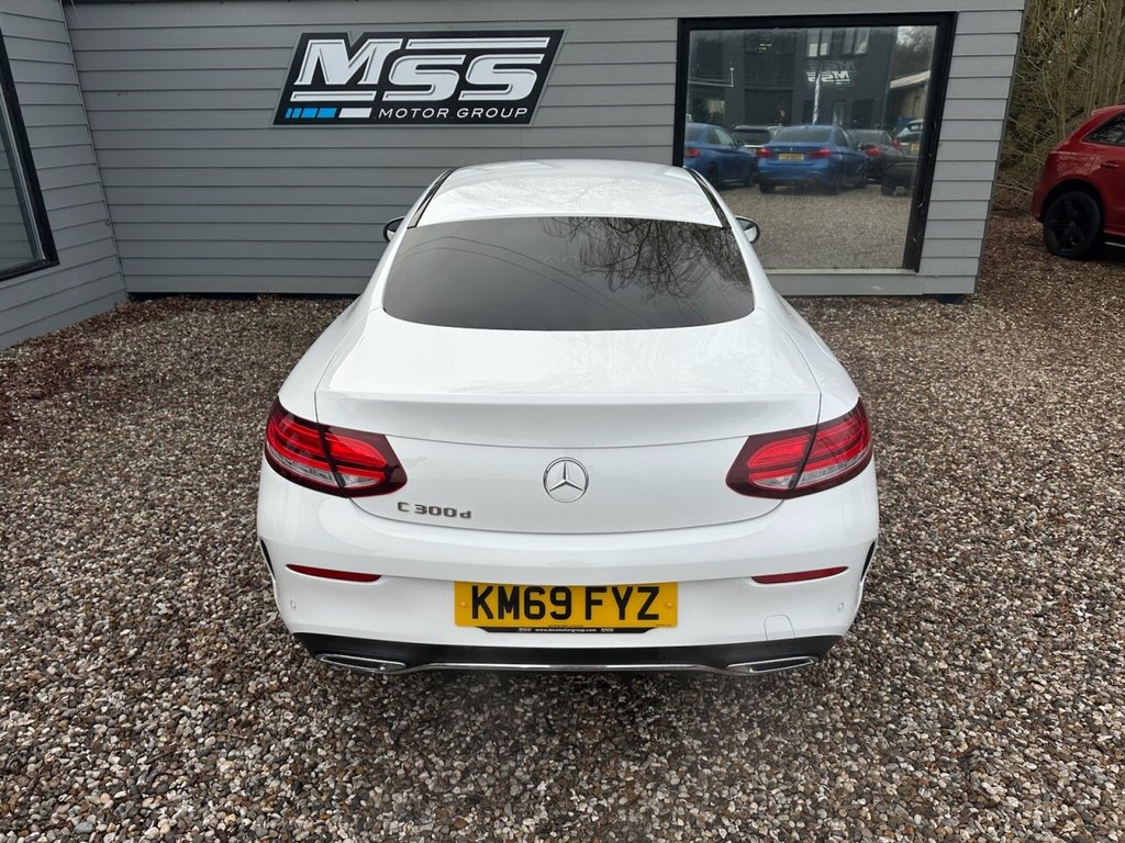 Used Mercedes-Benz C Class 2019 for sale - 77394341: Photo 4