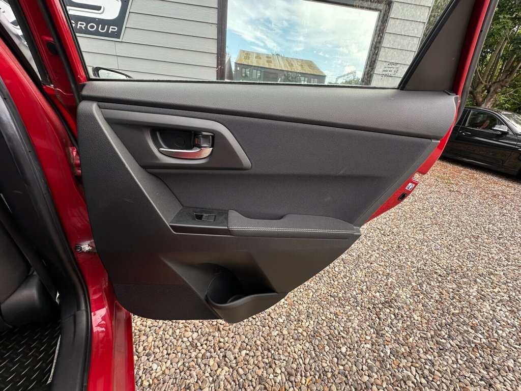 Used Toyota Auris 2013 for sale - 77200325: Photo 18