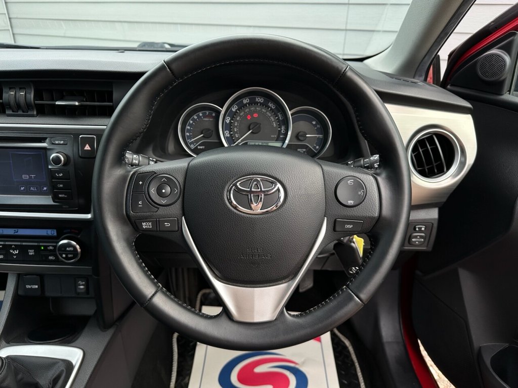 Used Toyota Auris 2013 for sale - 77200325: Photo 21