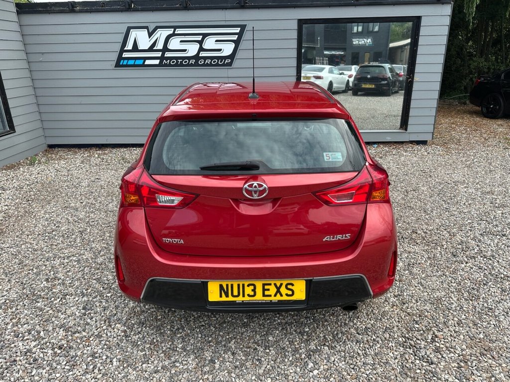 Used Toyota Auris 2013 for sale - 77200325: Photo 4