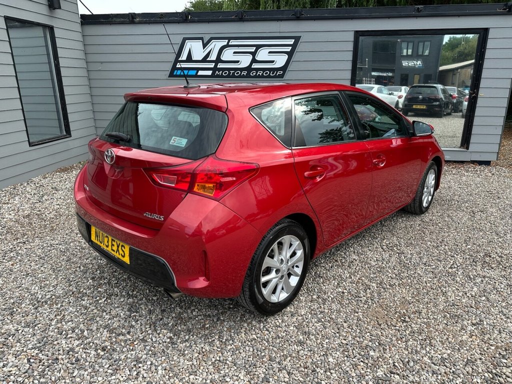 Used Toyota Auris 2013 for sale - 77200325: Photo 5