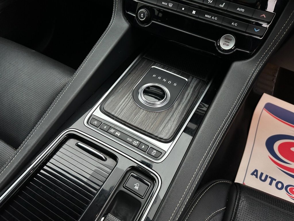 Used Jaguar F-Pace 2017 for sale - 76986026: Photo 27