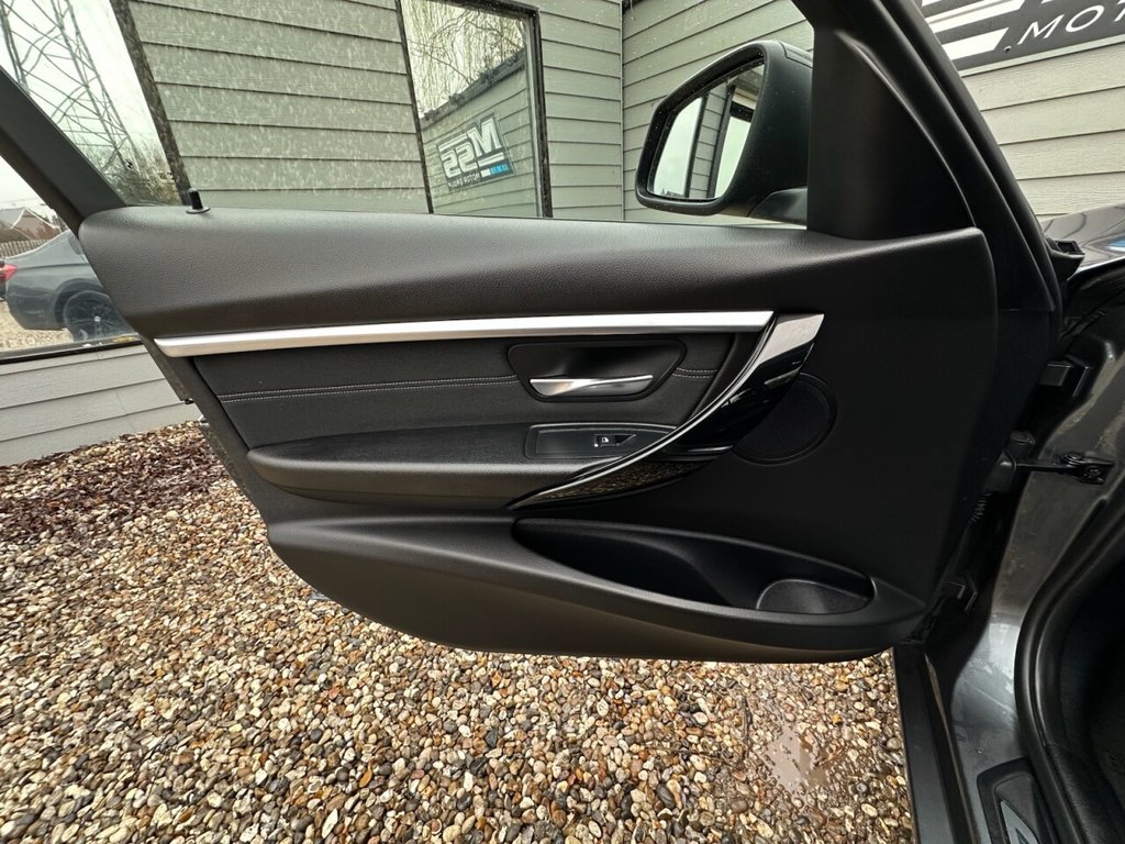 Used BMW 3 Series 2018 for sale - 77849508: Photo 14