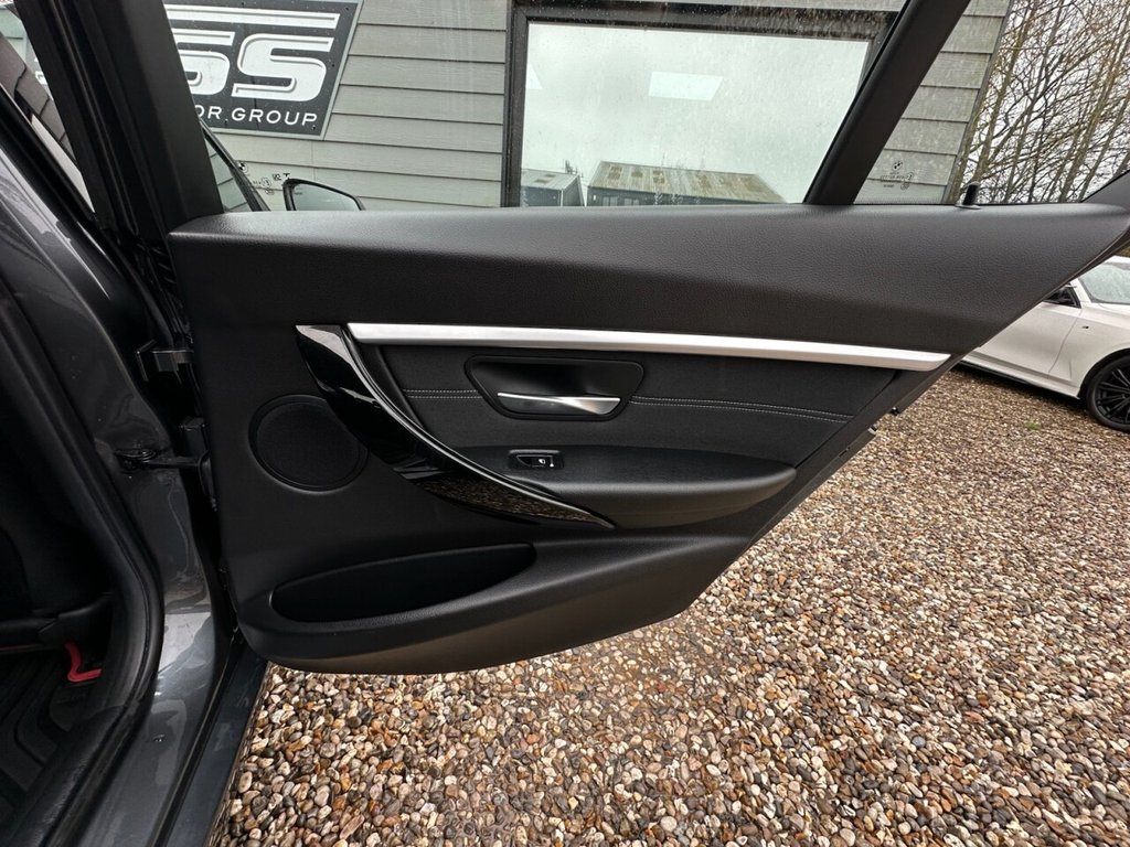 Used BMW 3 Series 2018 for sale - 77849508: Photo 19