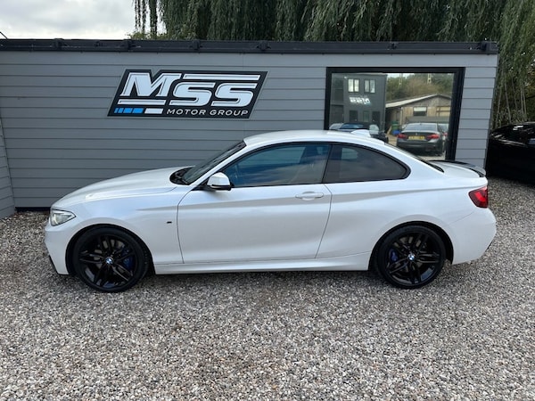 Used BMW 2 Series 2015 for sale - 76304115: Photo 2
