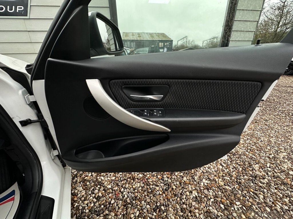 Used BMW 3 Series 2016 for sale - 77356262: Photo 11