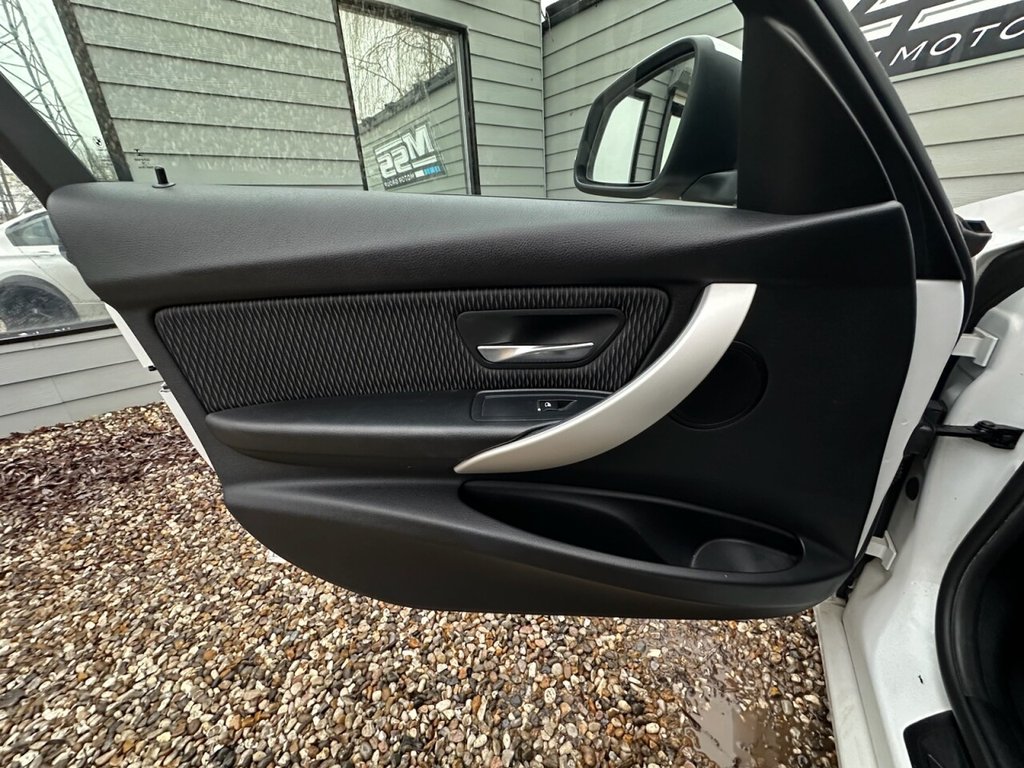 Used BMW 3 Series 2016 for sale - 77356262: Photo 14