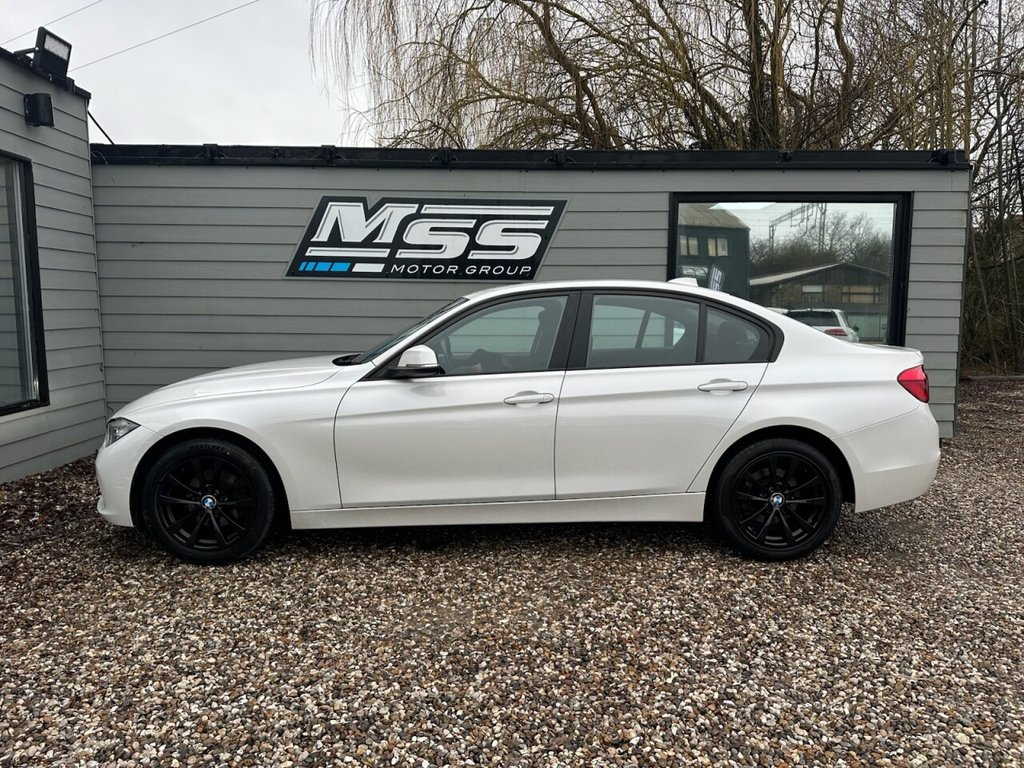 Used BMW 3 Series 2016 for sale - 77356262: Photo 2