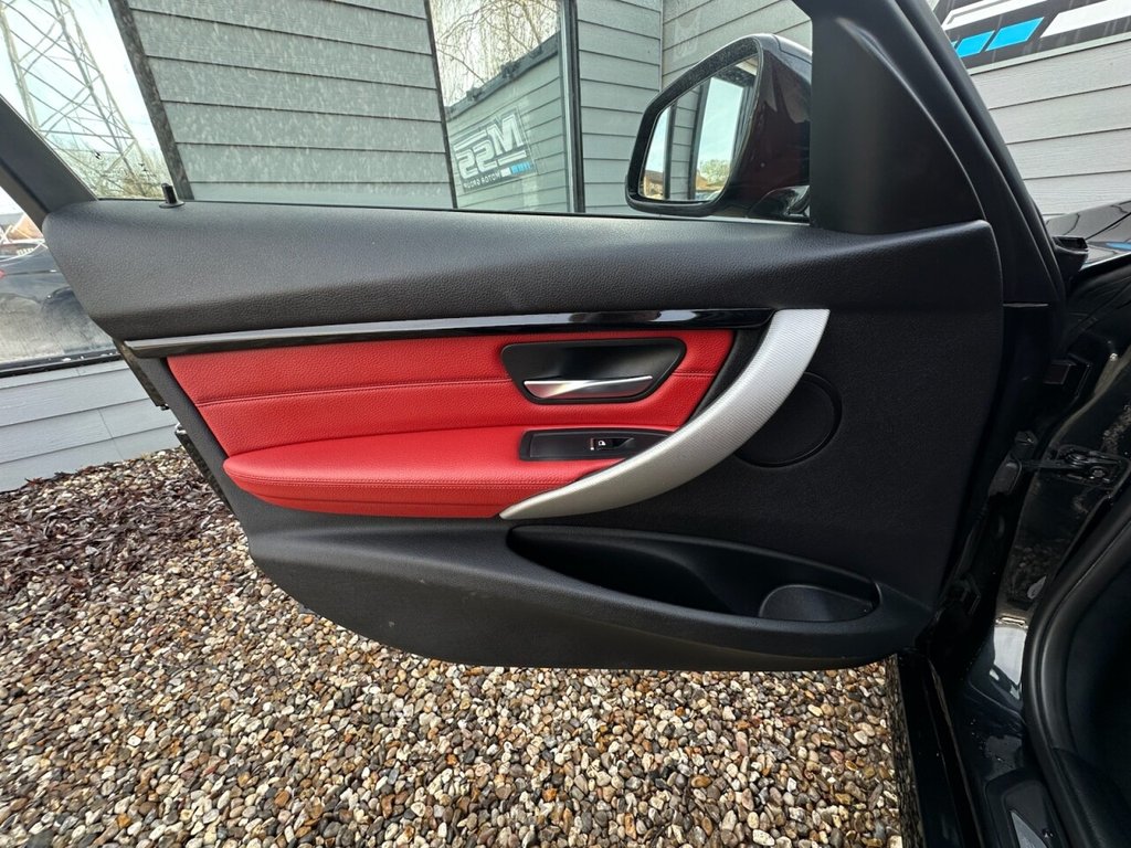 Used BMW 3 Series 2016 for sale - 77356743: Photo 13