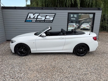 Used BMW 2 Series 2015 for sale - 79385010: Photo