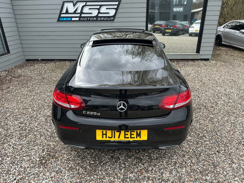 Used Mercedes-Benz C Class 2017 for sale - 77681132: Photo 4