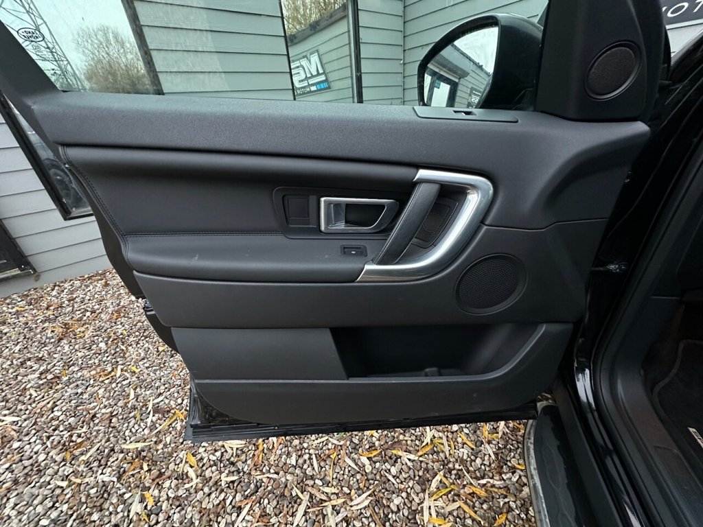 Used Land Rover Discovery Sport 2016 for sale - 76950311: Photo 15