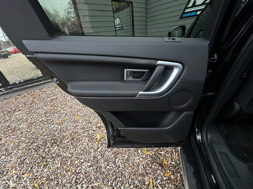 Used Land Rover Discovery Sport 2016 for sale - 76950311: Photo 17