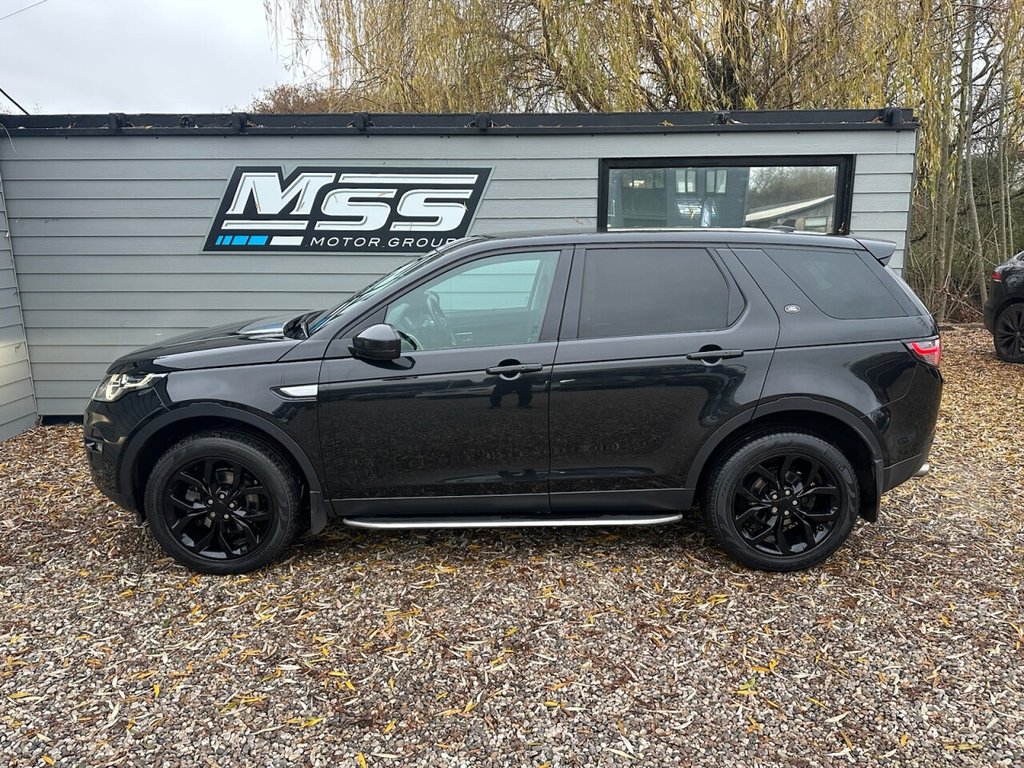 Used Land Rover Discovery Sport 2016 for sale - 76950311: Photo 2