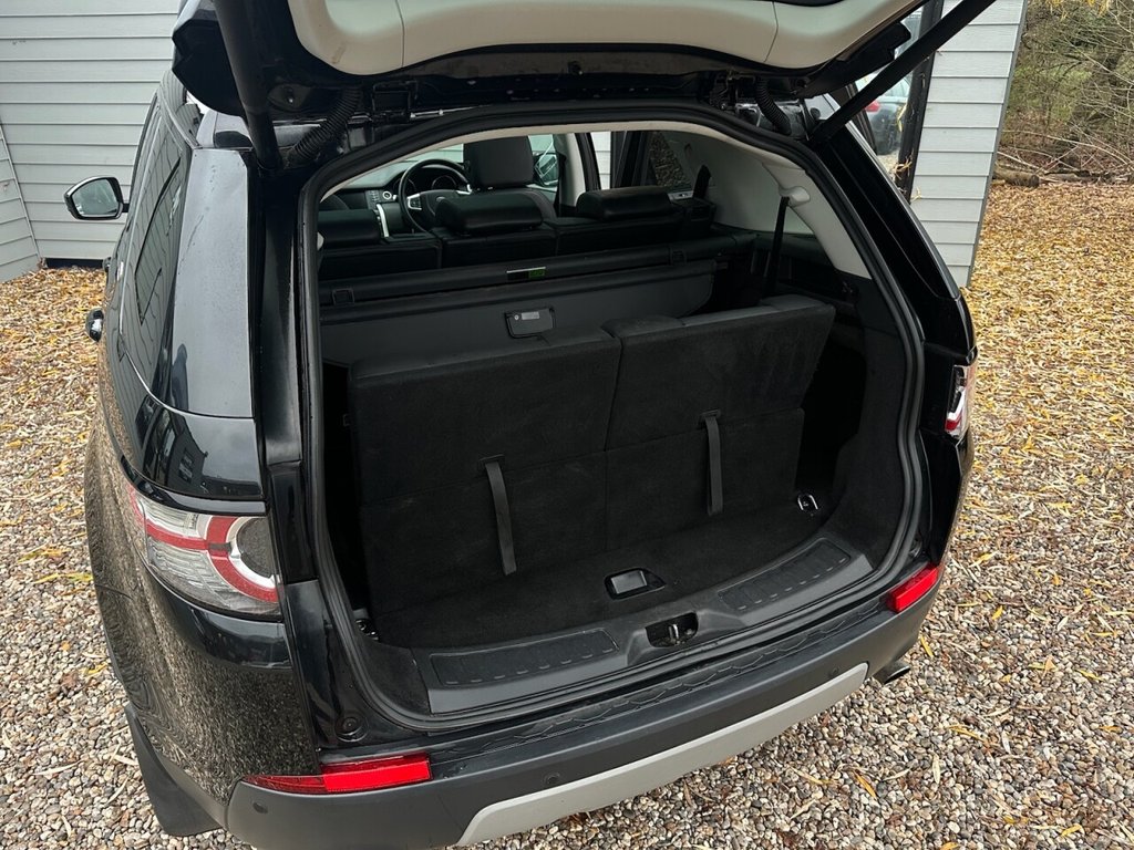 Used Land Rover Discovery Sport 2016 for sale - 76950311: Photo 21