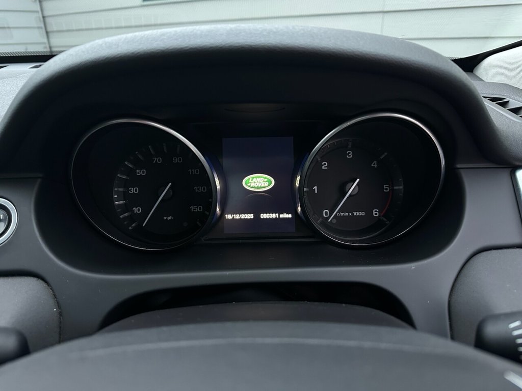 Used Land Rover Discovery Sport 2016 for sale - 76950311: Photo 24