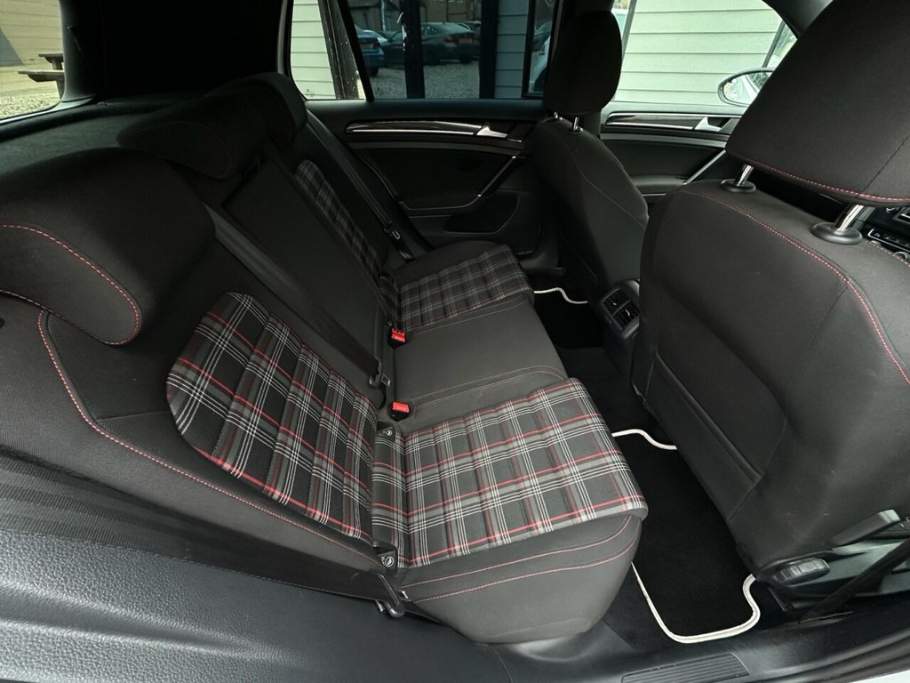 Used Volkswagen Golf 2017 for sale - 77236464: Photo 16