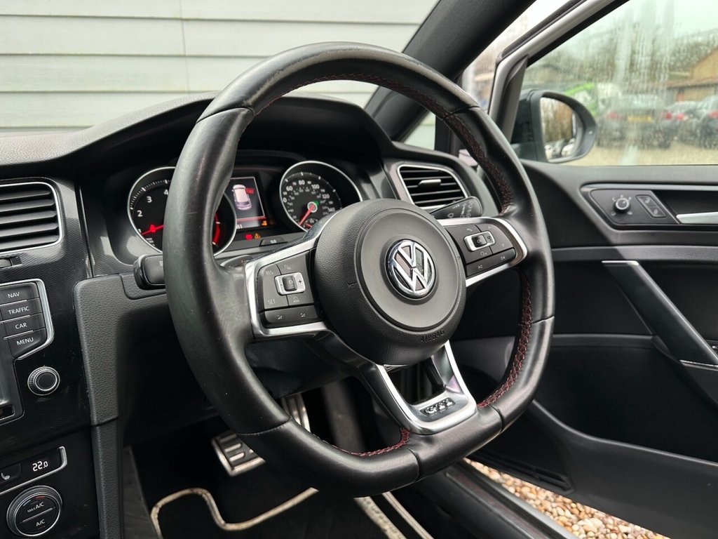 Used Volkswagen Golf 2017 for sale - 77236464: Photo 22