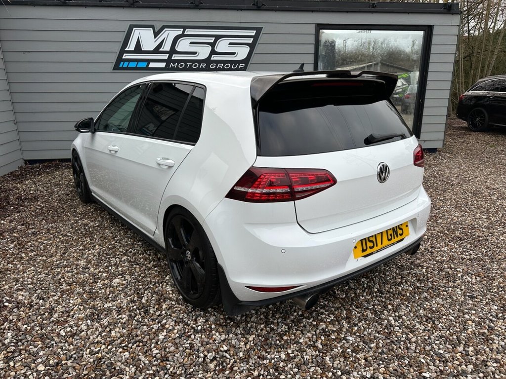 Used Volkswagen Golf 2017 for sale - 77236464: Photo 3