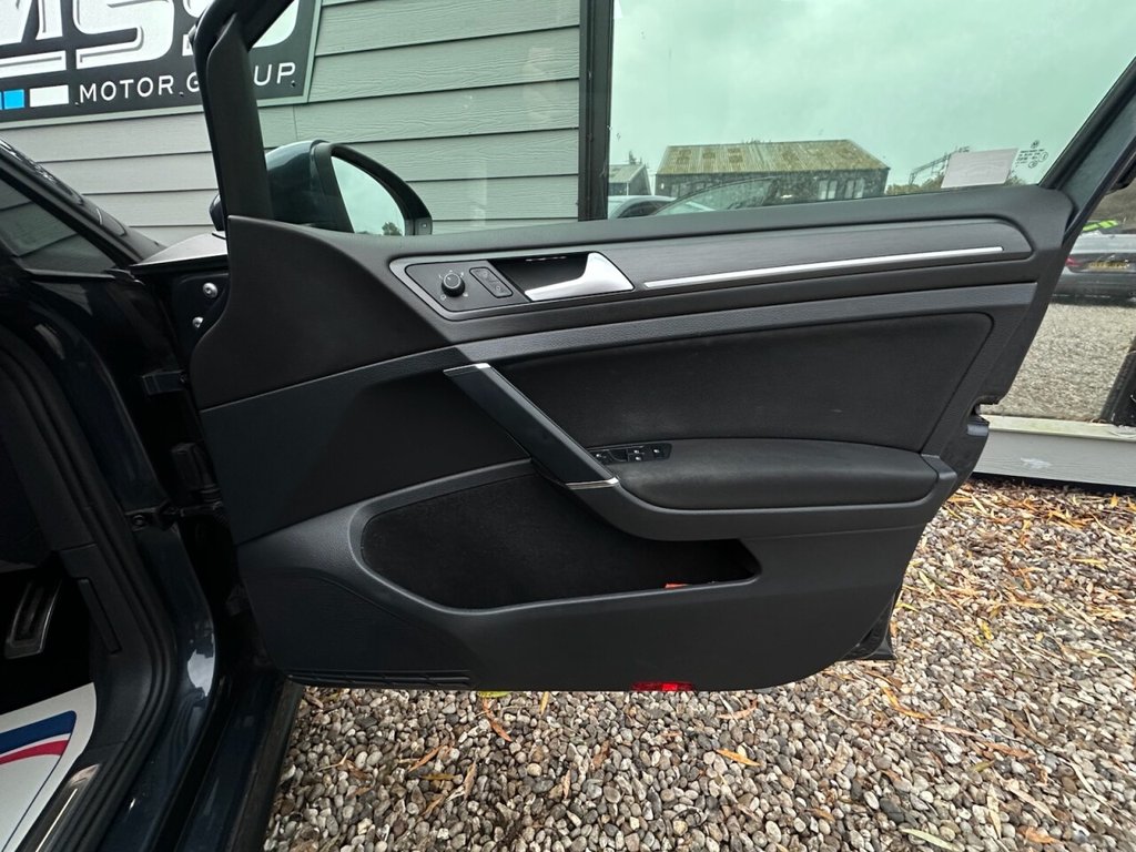 Used Volkswagen Golf 2018 for sale - 76509833: Photo 11