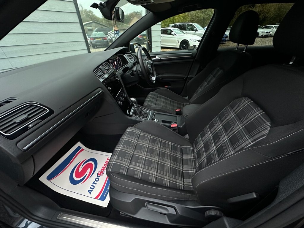 Used Volkswagen Golf 2018 for sale - 76509833: Photo 12