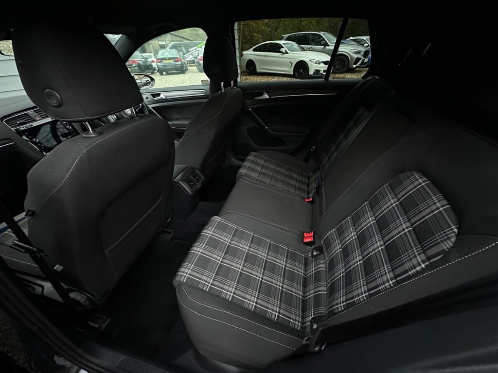 Used Volkswagen Golf 2018 for sale - 76509833: Photo 15