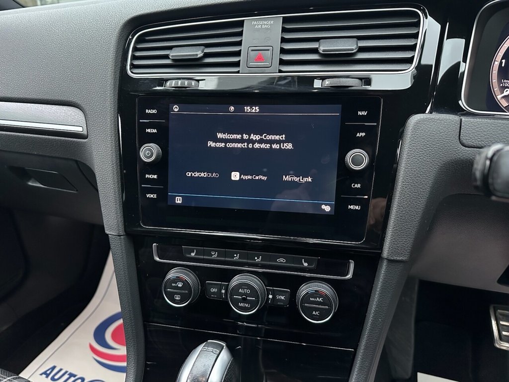 Used Volkswagen Golf 2018 for sale - 76509833: Photo 23