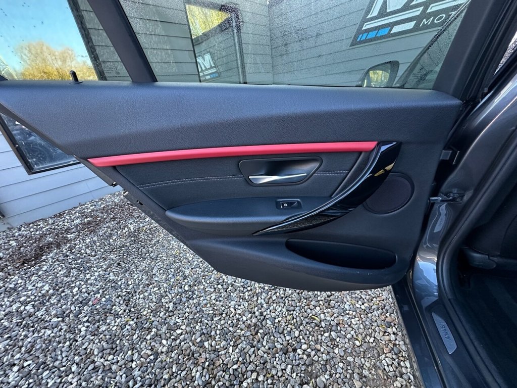 Used BMW 3 Series 2016 for sale - 77891303: Photo 18