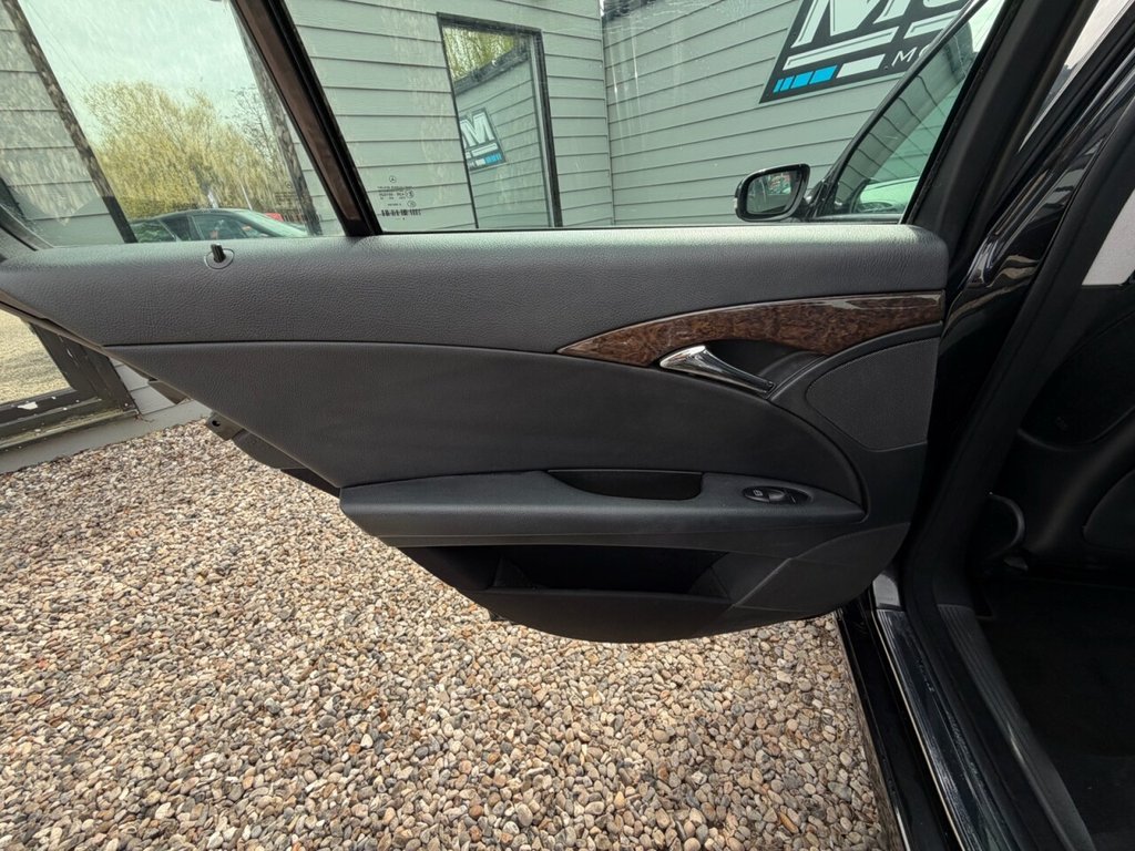 Used Mercedes-Benz E Class 2009 for sale - 78096395: Photo 18