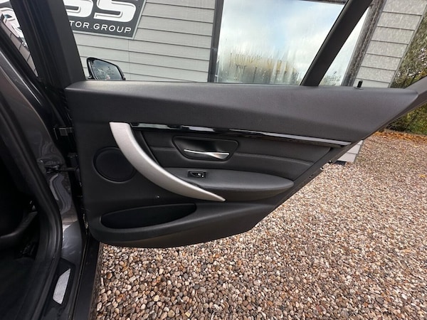 Used BMW 3 Series 2015 for sale - 76291417: Photo 18