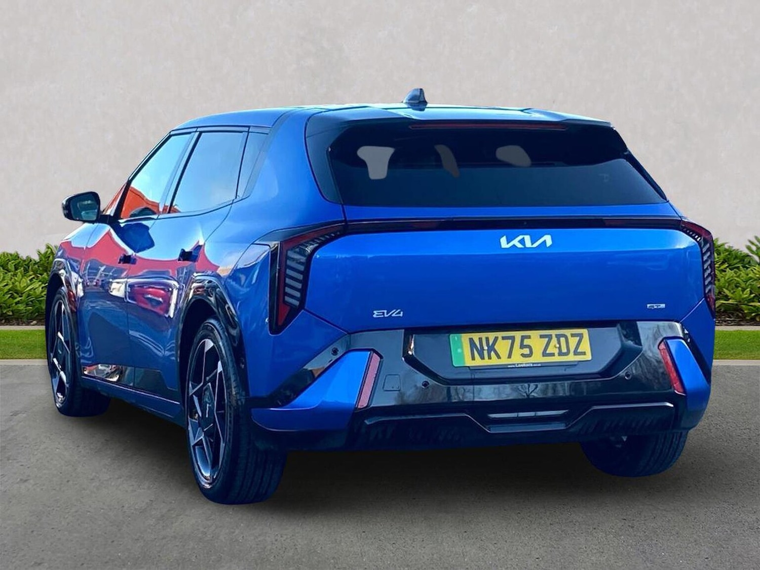 Used Kia EV4 2025 for sale - 77492339: Photo 2