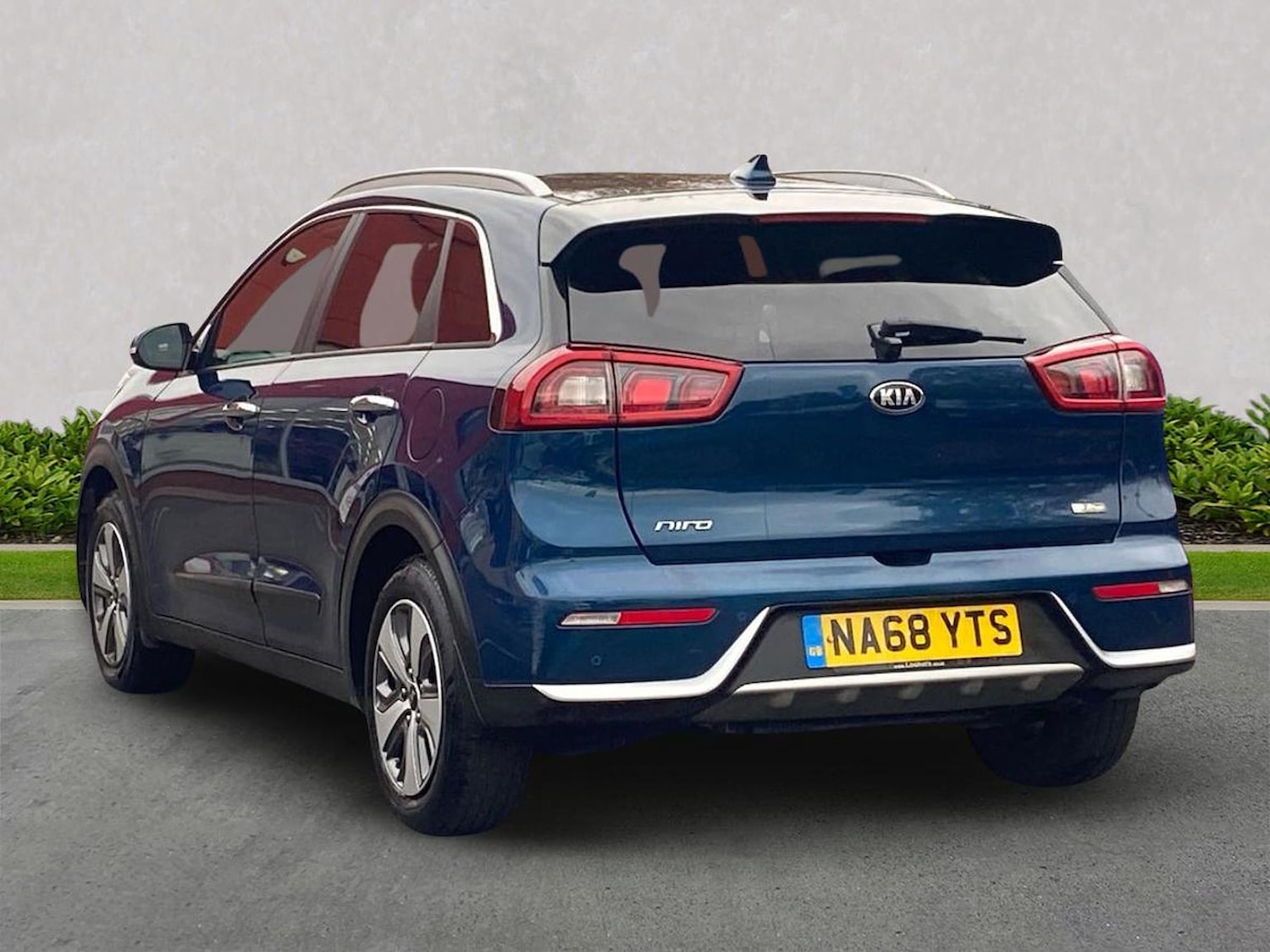 Used Kia Niro 2018 for sale - 76577296: Photo 2