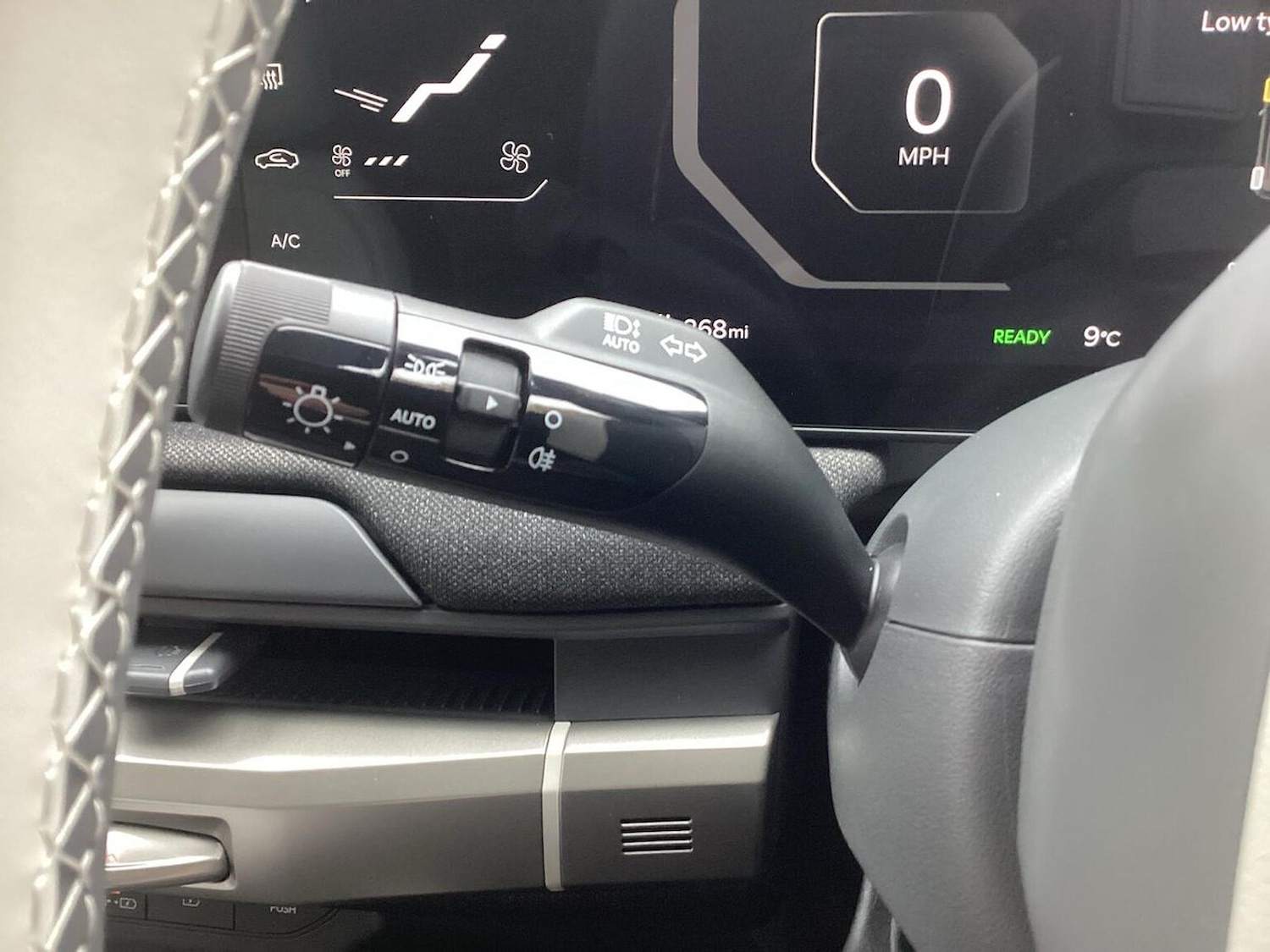 Used Kia EV3 2025 for sale - 76422347: Photo 28