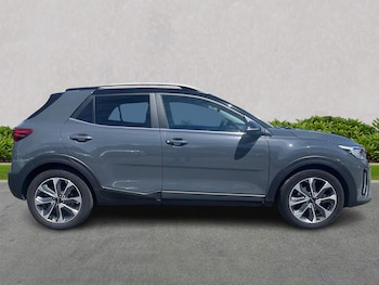 Used Kia Stonic 2022 for sale - 75435630: Photo