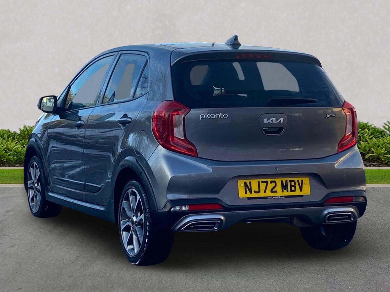 Used Kia Picanto 2022 for sale - 76637755: Photo 2