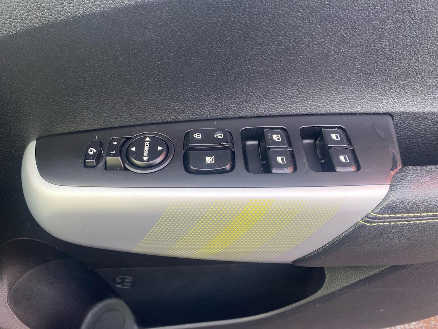 Used Kia Picanto 2022 for sale - 76637755: Photo 21