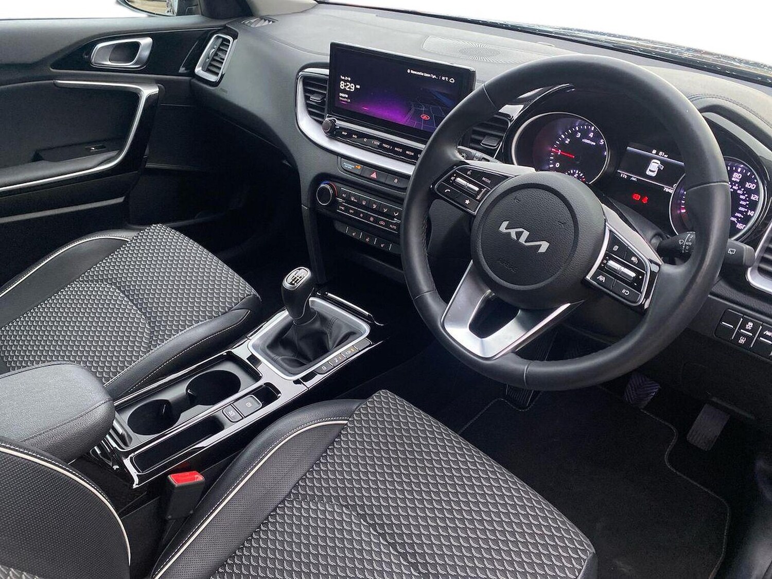 Used Kia XCeed 2023 for sale - 76329970: Photo 15