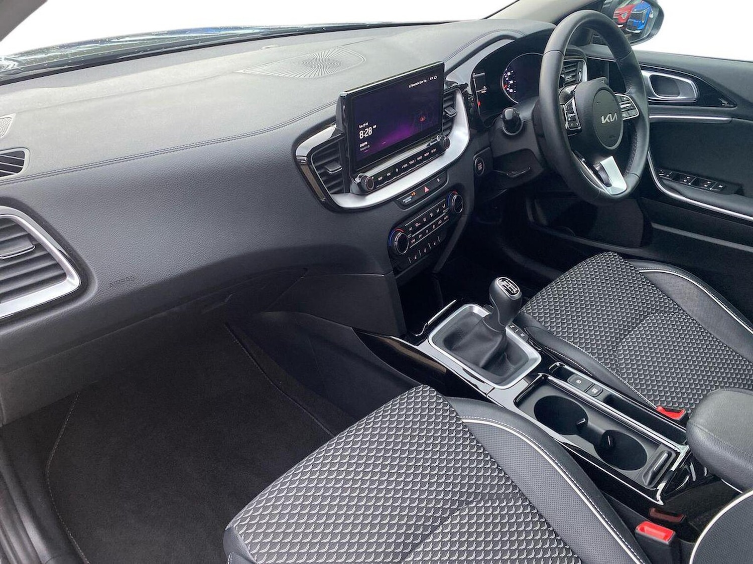 Used Kia XCeed 2023 for sale - 76329970: Photo 7