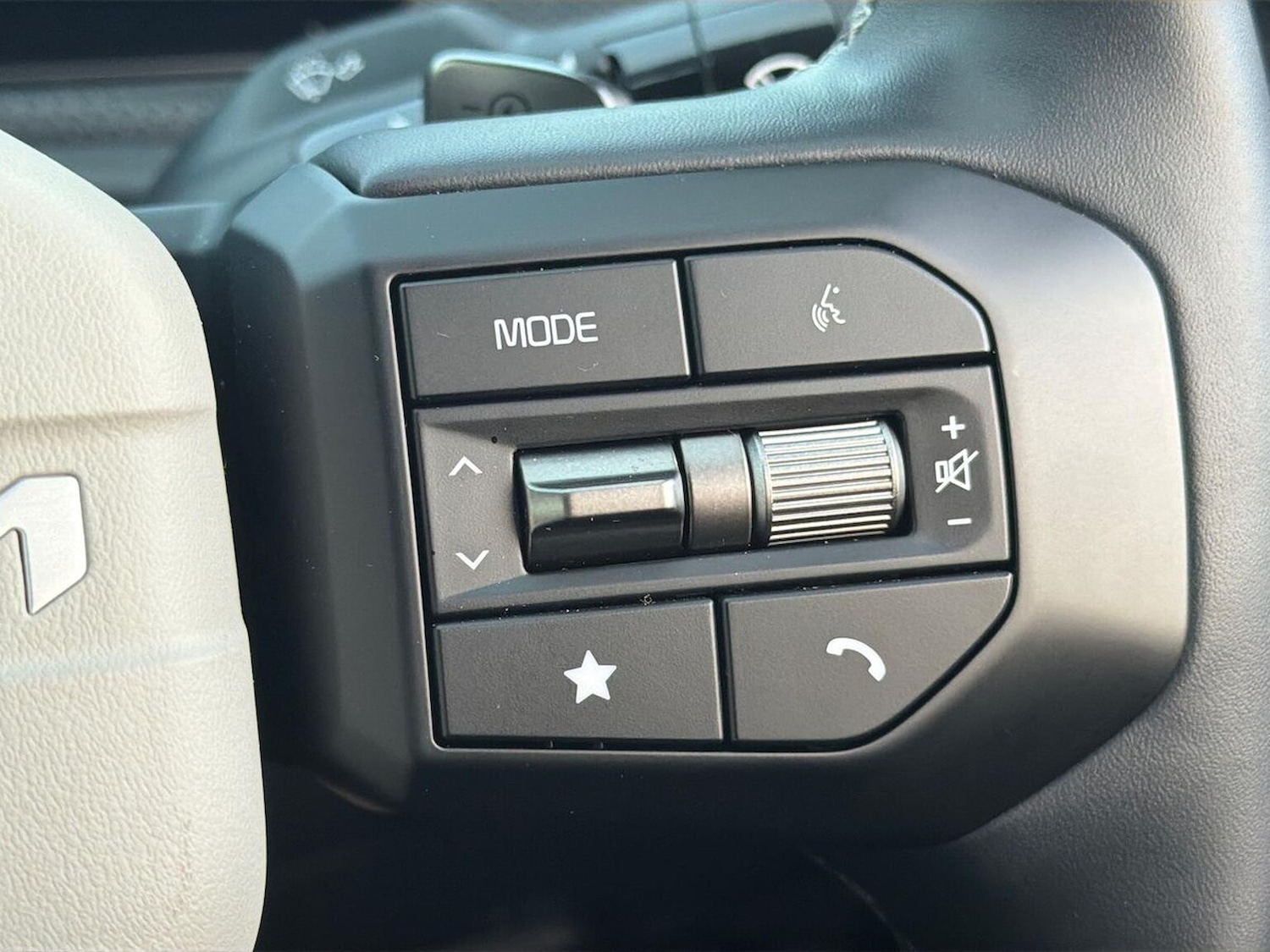 Used Kia EV6 2025 for sale - 77001860: Photo 25