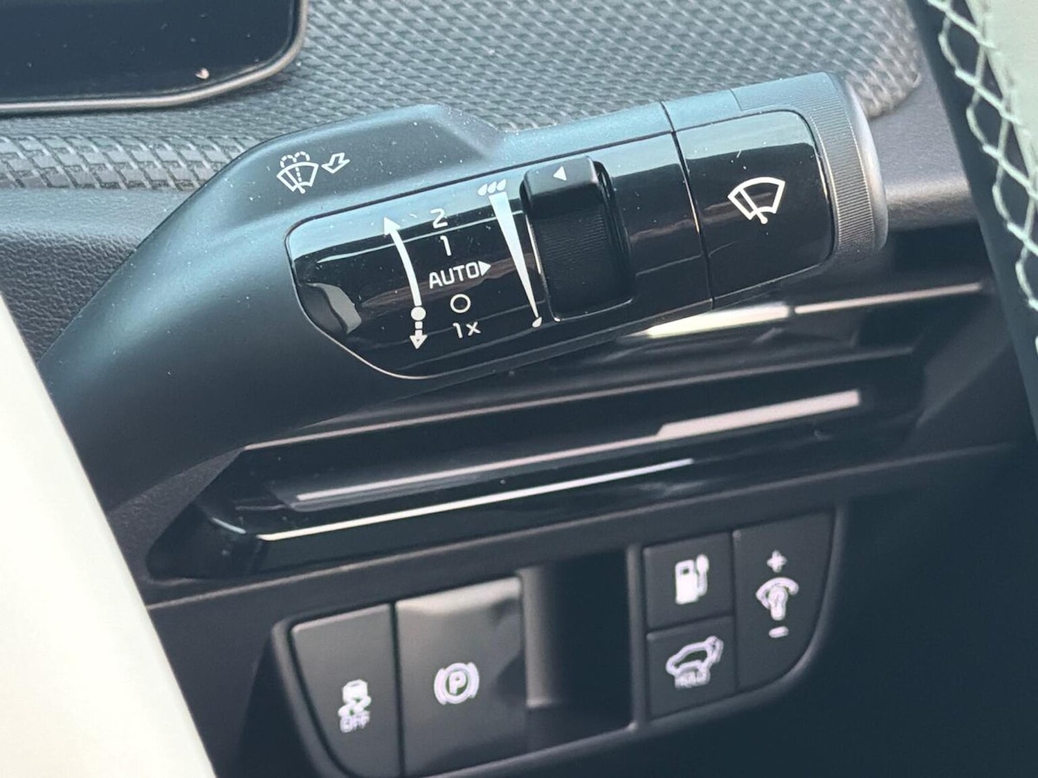 Used Kia EV6 2025 for sale - 77001860: Photo 27