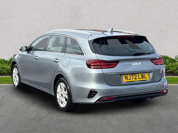 Used Kia Ceed 2022 for sale - 76149704: Photo 2
