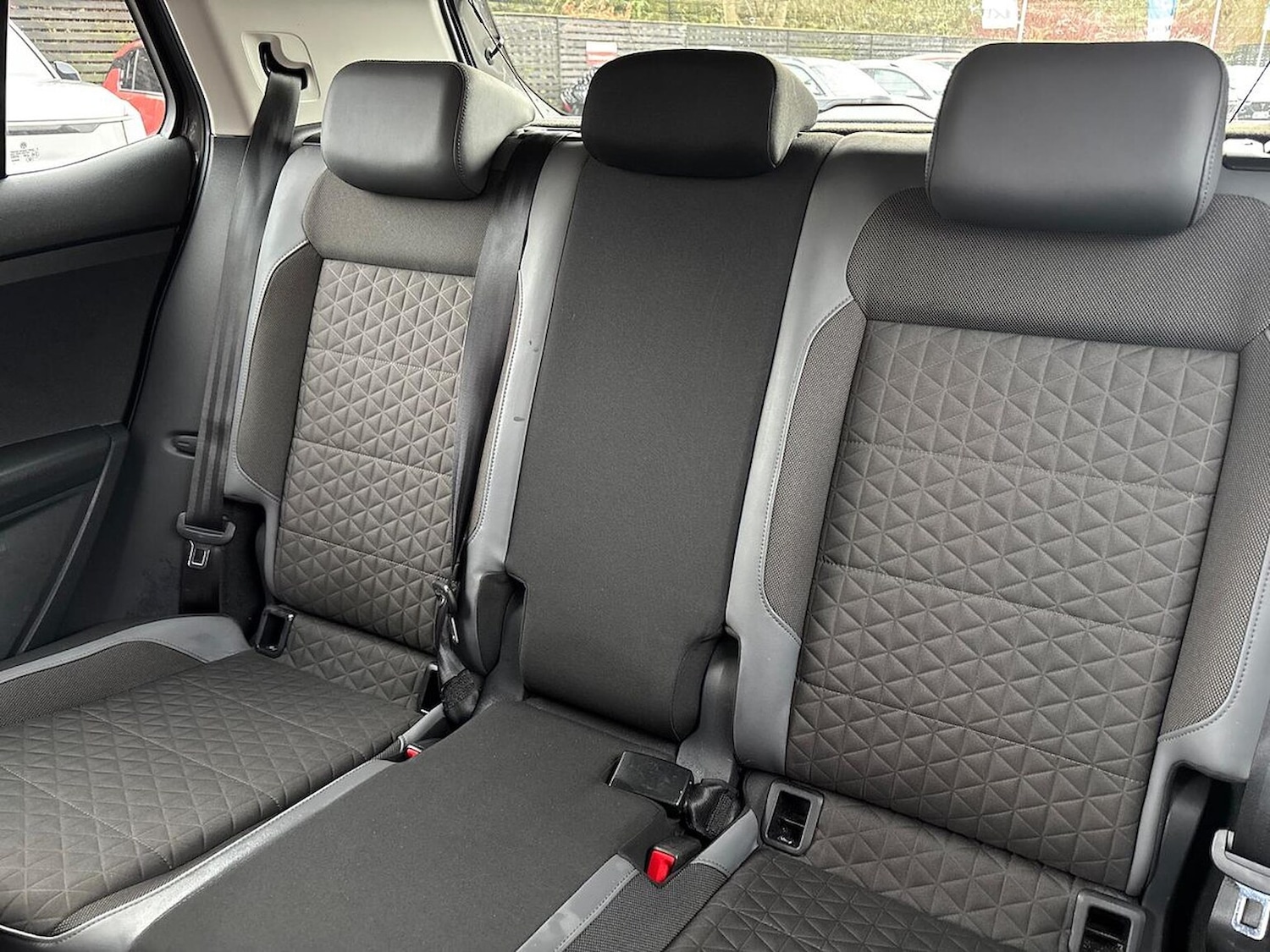 Used Volkswagen T-Cross 2019 for sale - 76920115: Photo 16