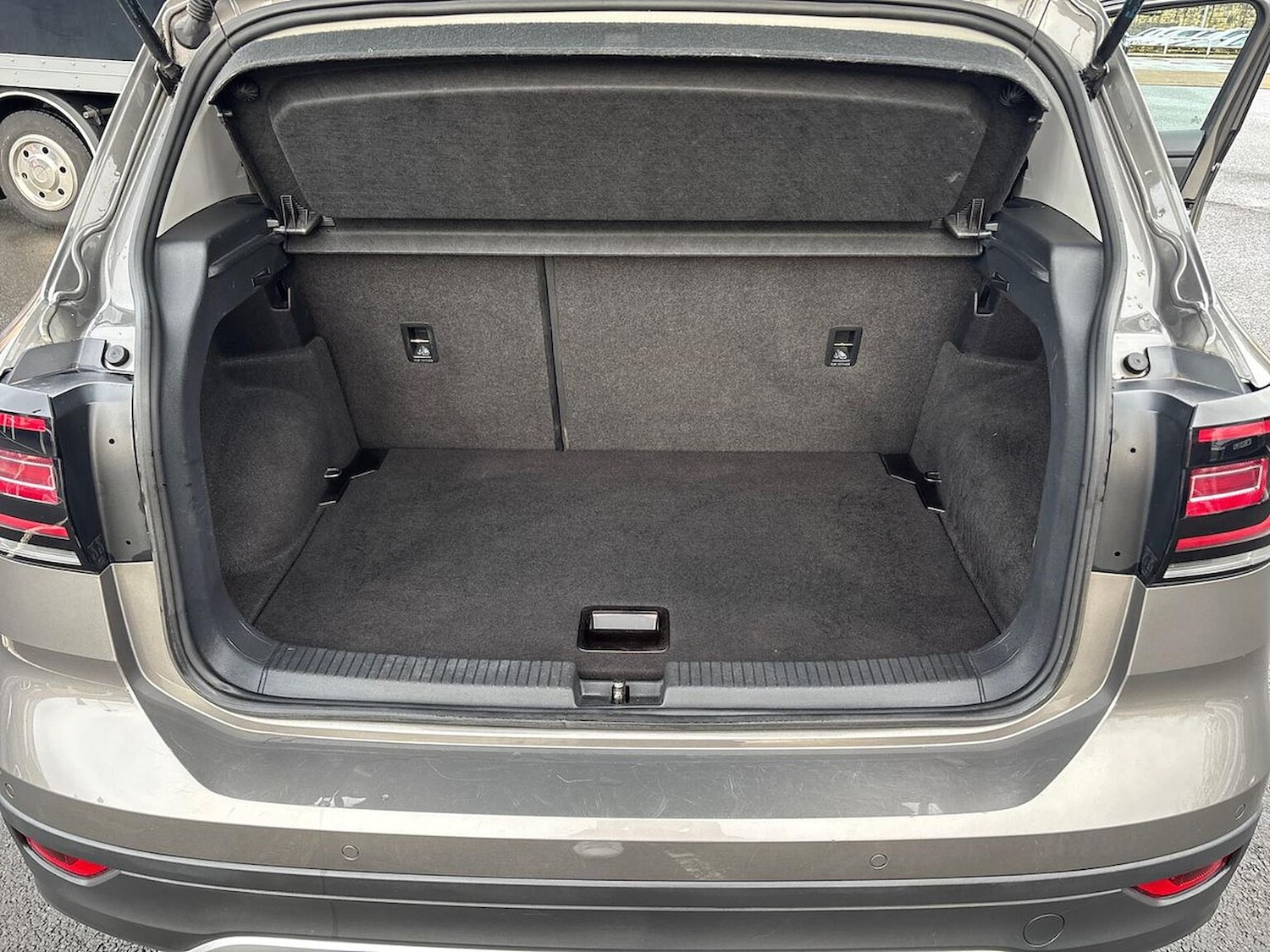 Used Volkswagen T-Cross 2019 for sale - 76920115: Photo 17