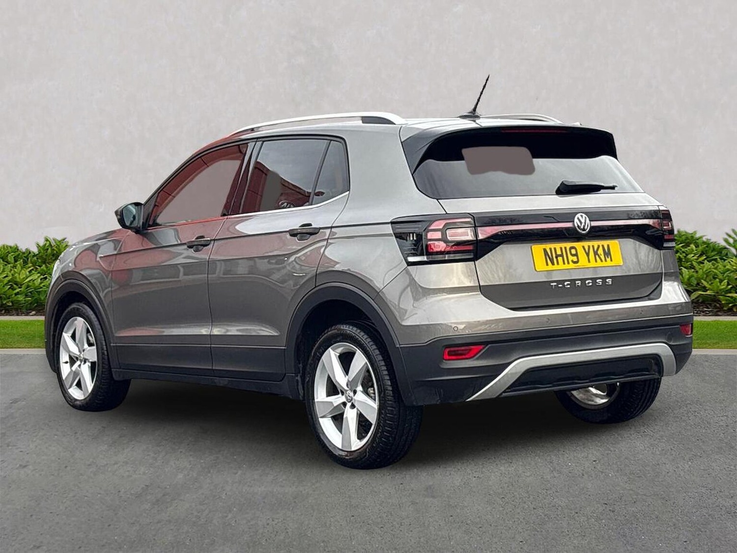 Used Volkswagen T-Cross 2019 for sale - 76920115: Photo 2