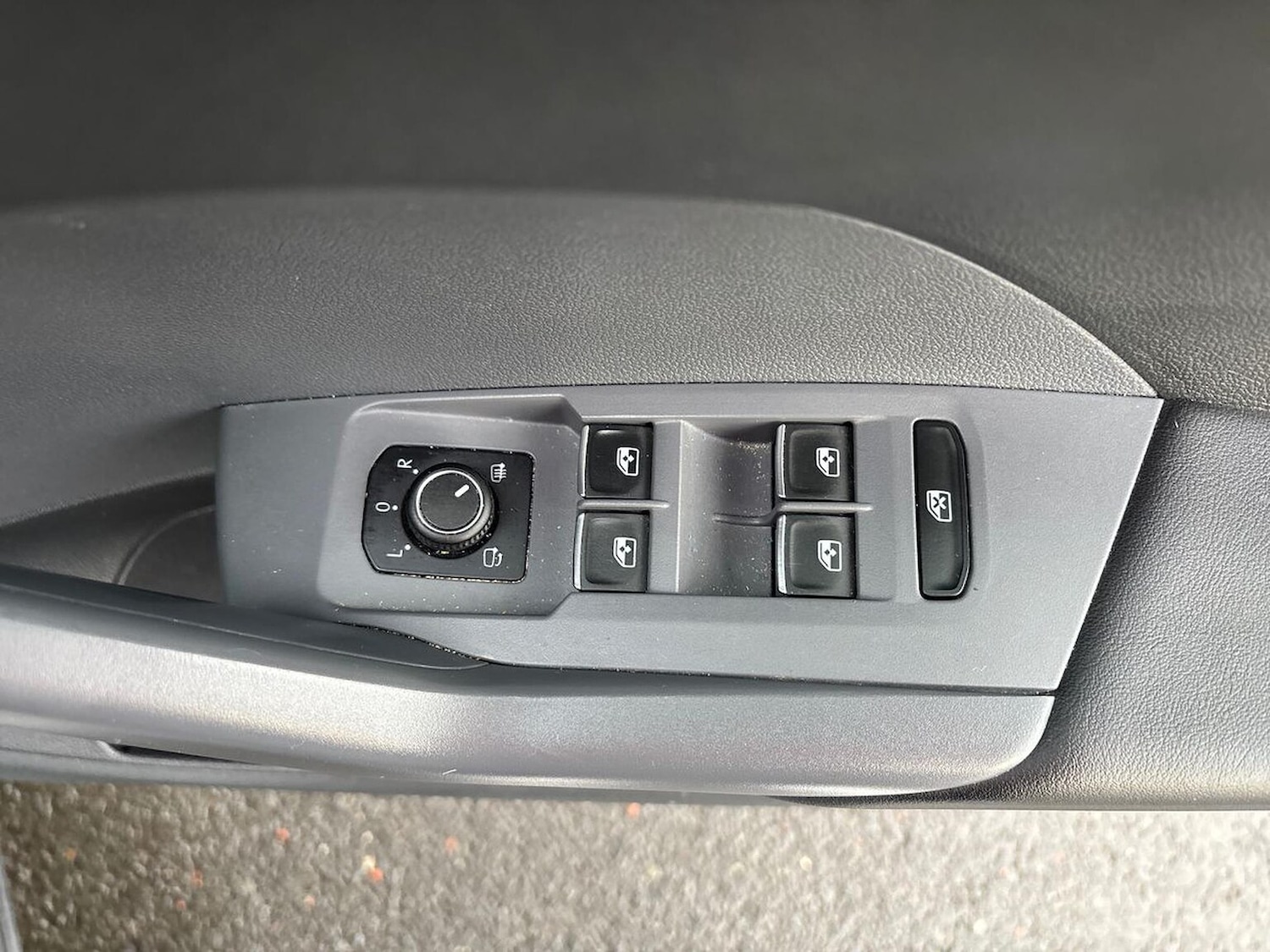 Used Volkswagen T-Cross 2019 for sale - 76920115: Photo 21