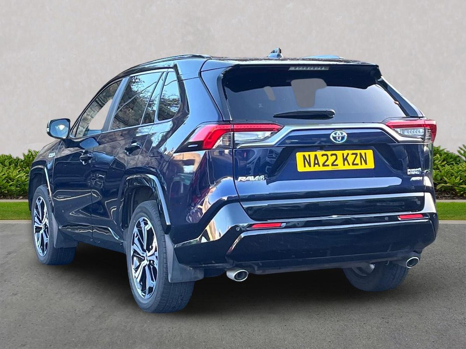 Used Toyota RAV4 2022 for sale - 77501749: Photo 2