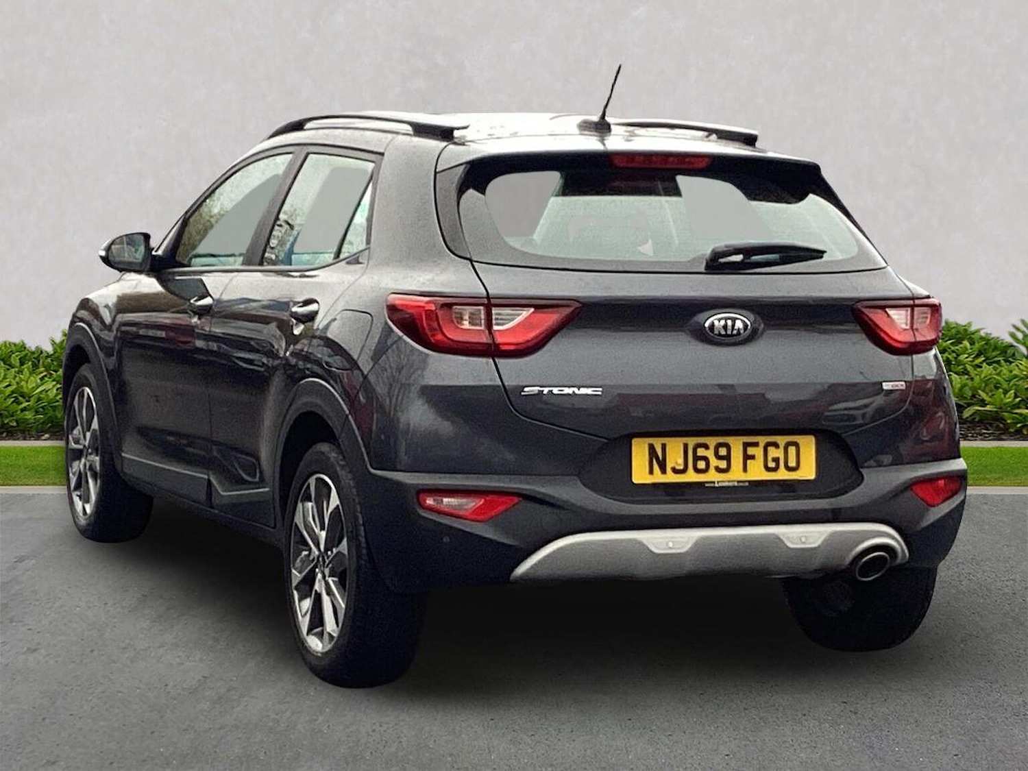 Used Kia Stonic 2019 for sale - 76713196: Photo 2