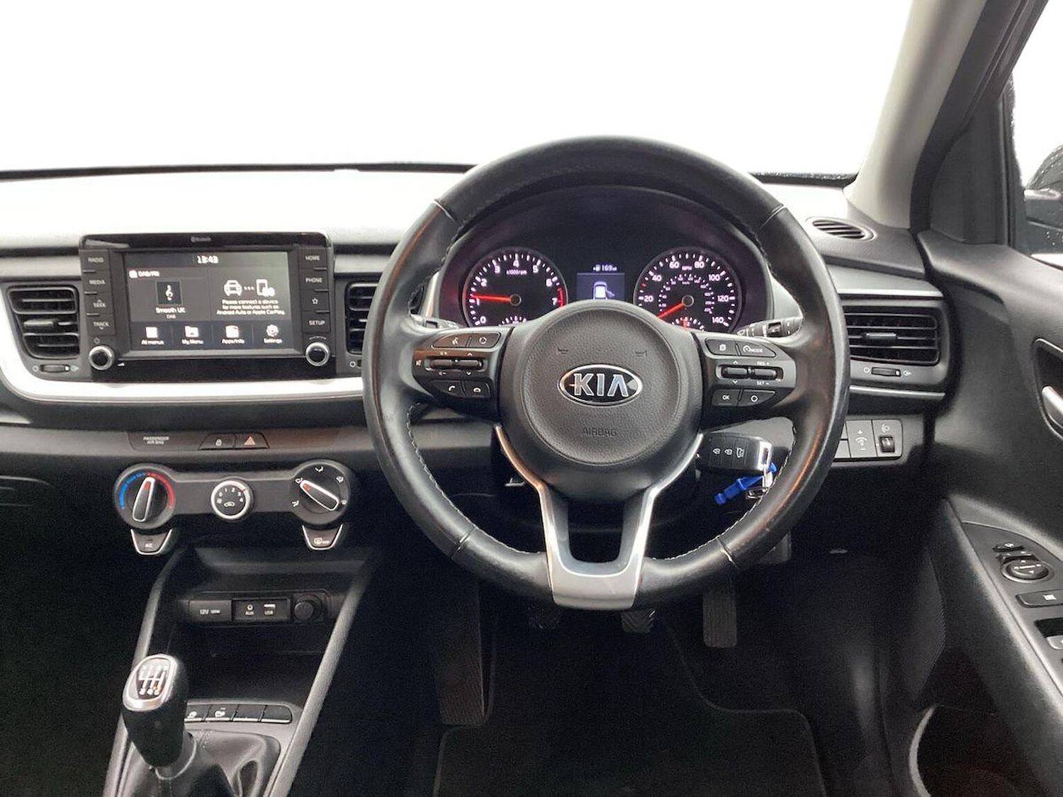 Used Kia Stonic 2019 for sale - 76713196: Photo 9